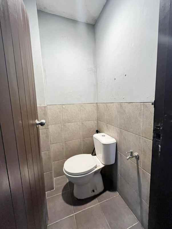 disewakan rumah setrasari