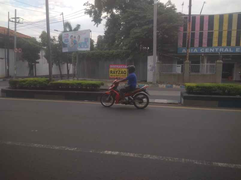 disewakan tanah jalan raya sukarno hatta