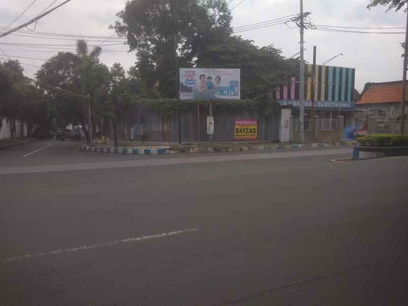 disewakan tanah jalan raya sukarno hatta