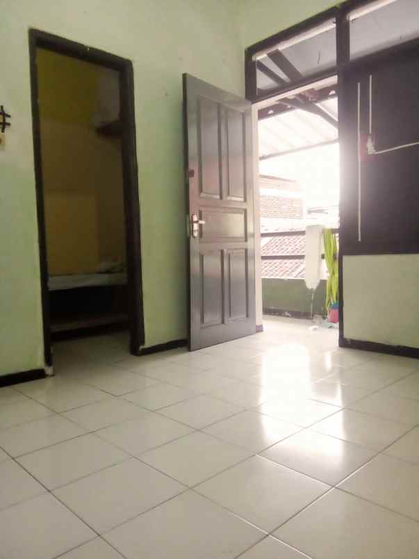 hot deal sale miliki kost bagus 2 lantai gunung batu