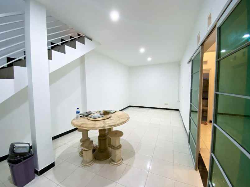 hot listing rumah secondary di bintaro sektor 9