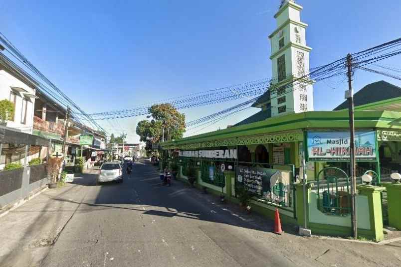 jl damai dekat ugm 170 m2 shm hook