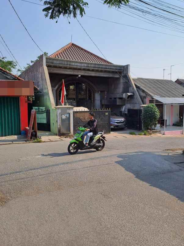 jual rumah cocok untuk usaha di jatibening baru bekasi