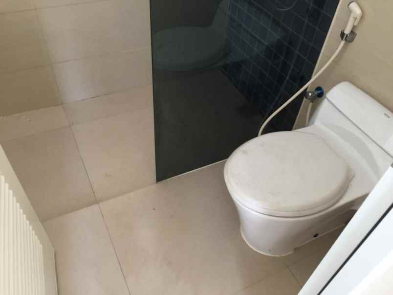 jual rumah hook taman surya jak bar