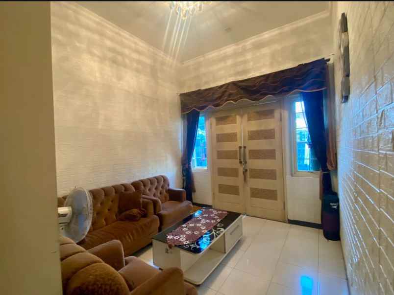 jual rumah kawasan darmo jalan satelit timur surabaya