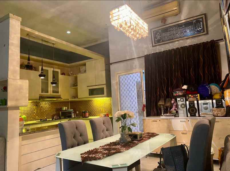 jual rumah kawasan darmo jalan satelit timur surabaya