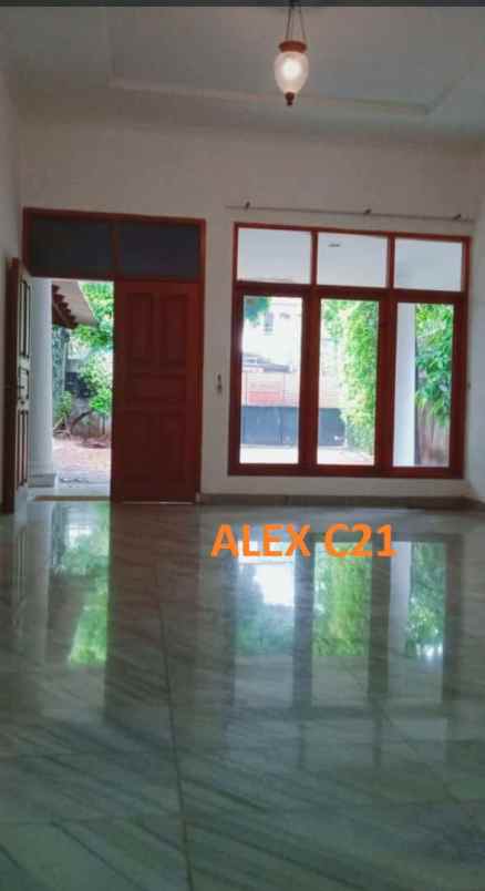 jual rumah megah classic di cilandak b u