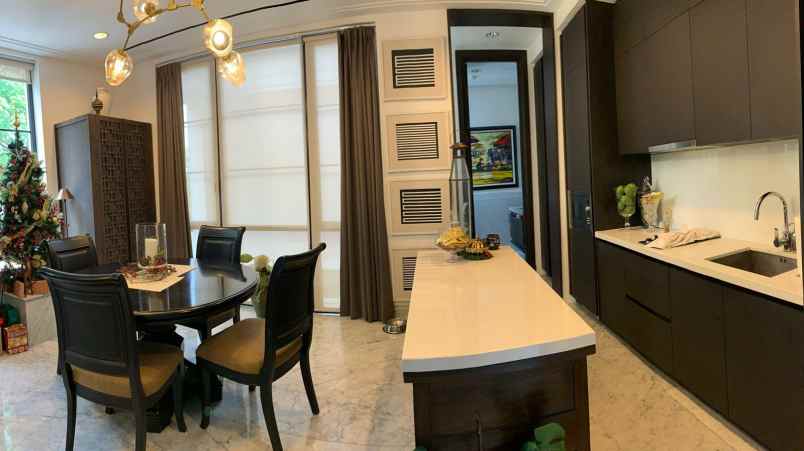 jual rumah mewah design american klasik kemang