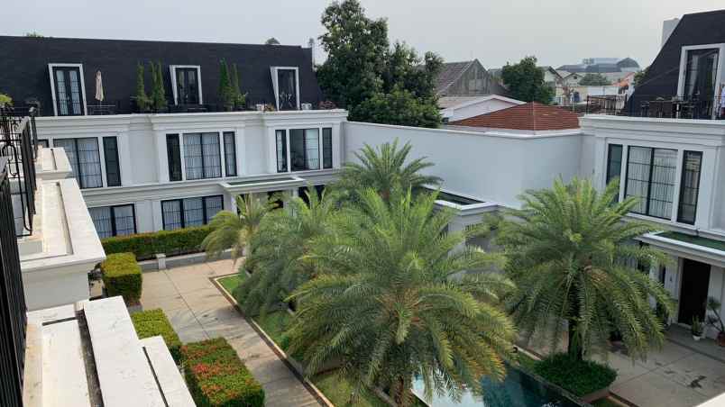 jual rumah mewah design american klasik kemang