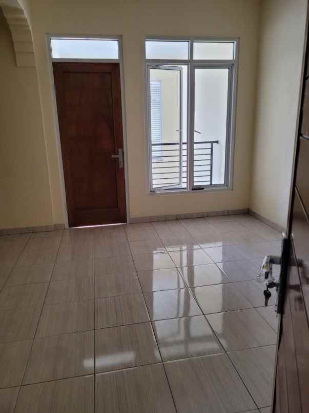 jual rumah sudah renov citra 5 jak bar