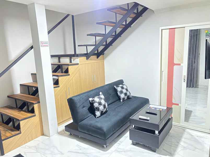 kost eksklusif bebas dekat upn