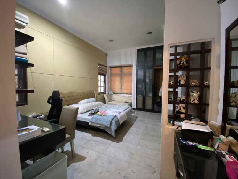 langka jarang ada rumah raya darmo strategis