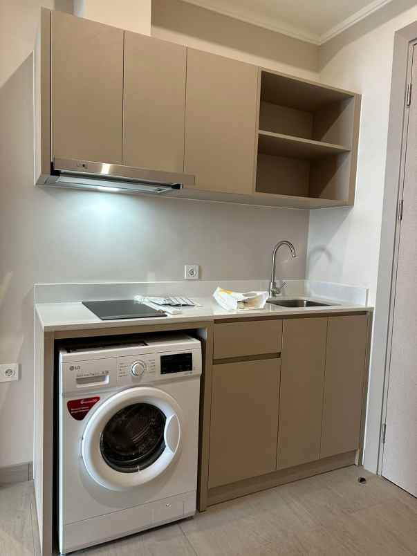 menara jakarta 1 br ff 2etwjonnie8i