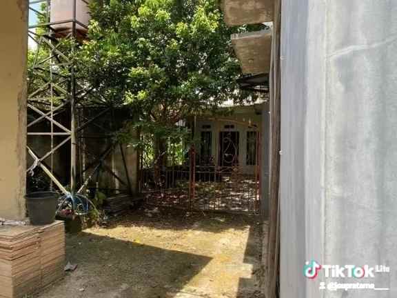 menjual rumah jalur utama akses