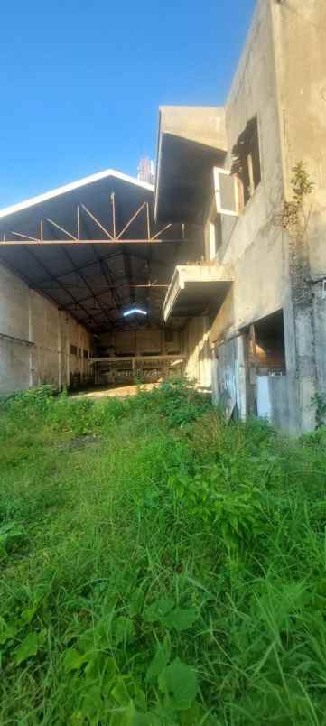 murah gudang kedung cowek strategis