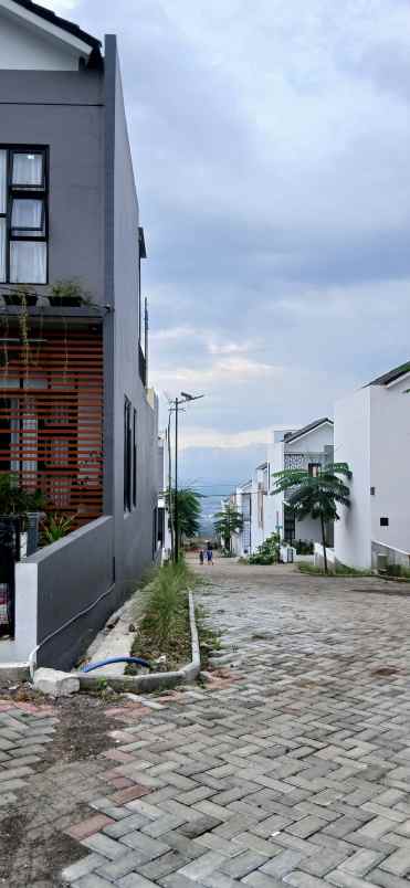 promo rumah villa akses 10 menit dari kcic padalarang