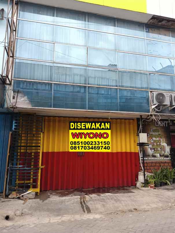 ruko manukan tama lokasi strategis padat lalu lintas