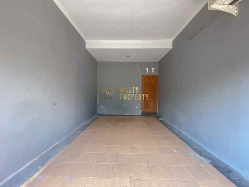 rumah 2 lantai di sambilegi maguwoharjo bawah pasaran