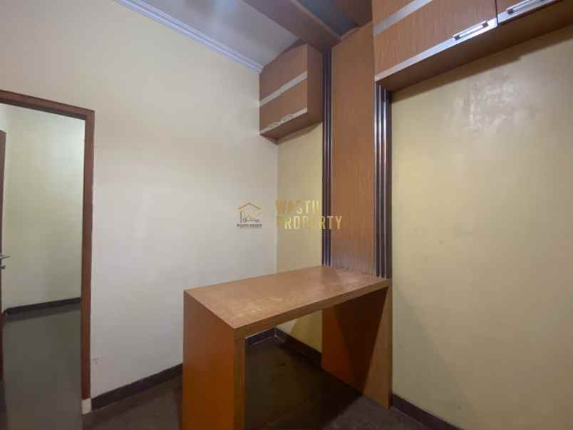 rumah 2 lantai di sambilegi maguwoharjo bawah pasaran