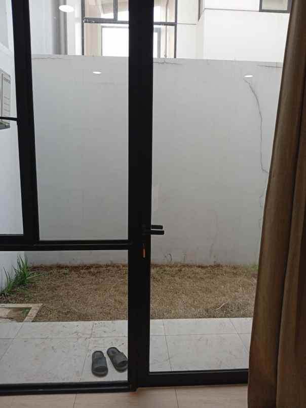 rumah 2lantai modern minimalis