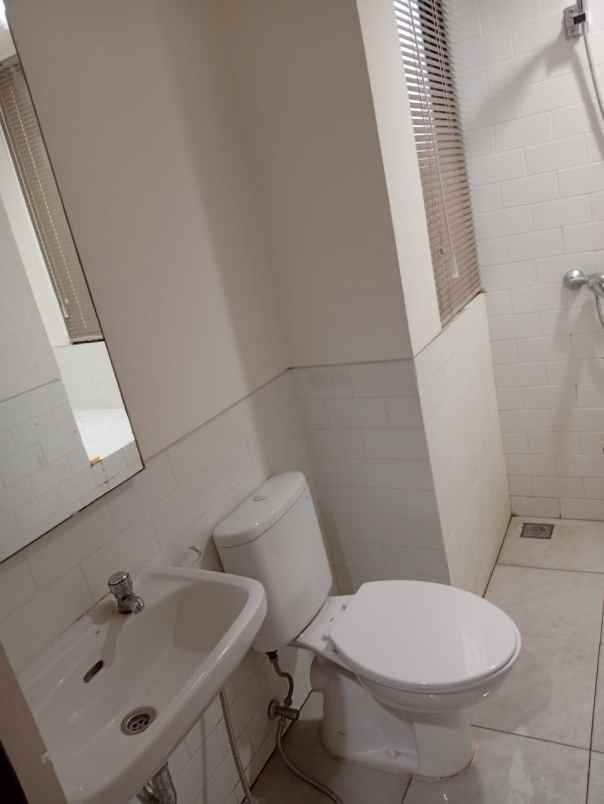 rumah 2lantai modern minimalis