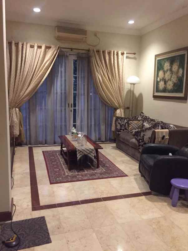 rumah alam segar pondok indah