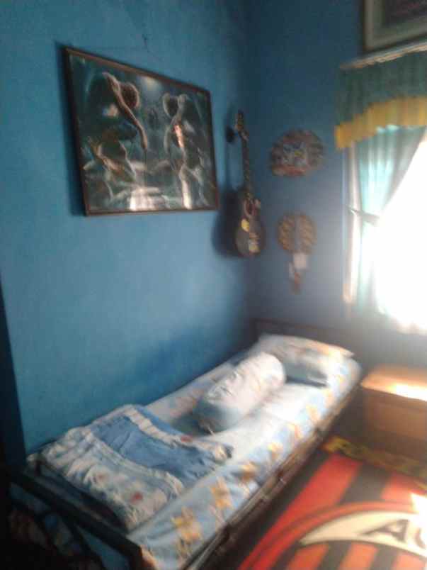 rumah asri dan tanah luas full furnish kuningan jabar