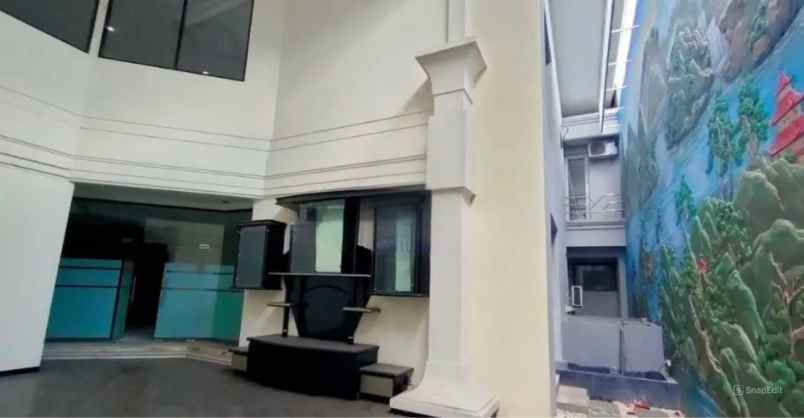 rumah bagus 2 lt nol jalan raya utama jemur andayani