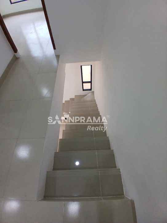 rumah baru 2 lantai dalam cluster di pengasinan depok