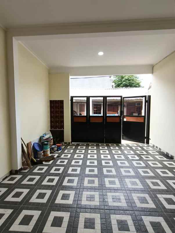 rumah baru lokasi strategis di rawasari jakpus