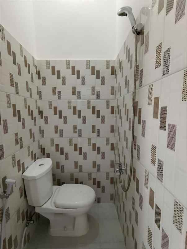 rumah baru lokasi strategis di rawasari jakpus