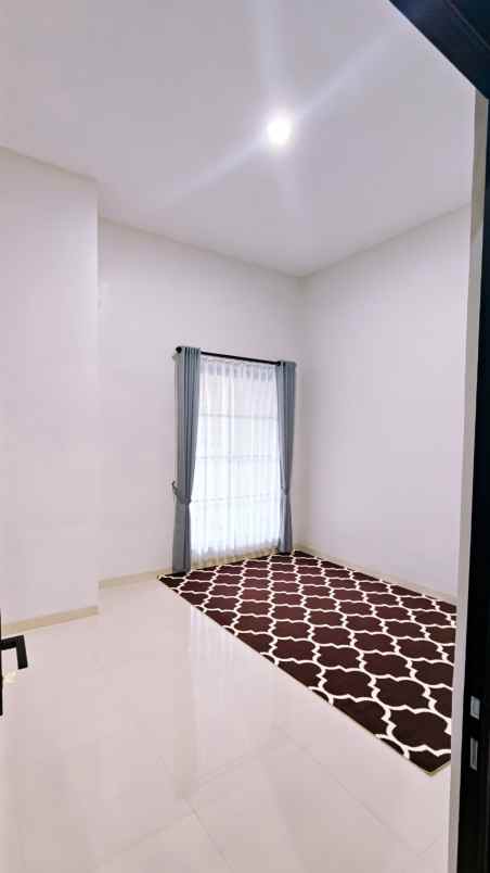 rumah baru renov dekat kampus telkom buah batu bandung