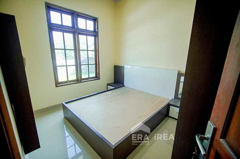 rumah baru sudah di renovasi siap huni