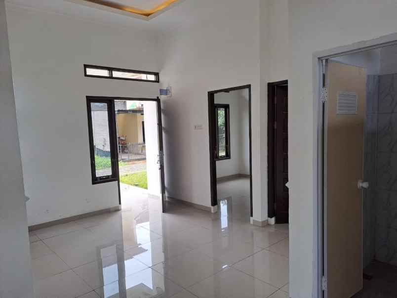 rumah baru tipe 40 103 dekat uin garuda sakti km 2