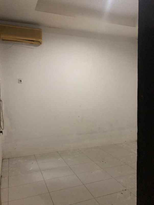 rumah cengkir raya kelapa gading