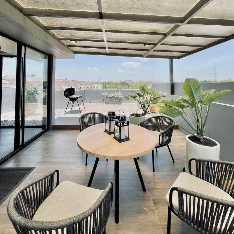 rumah citraland surabaya start 6m