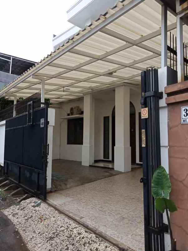 rumah cocok tinggal dan kantor area duren tiga