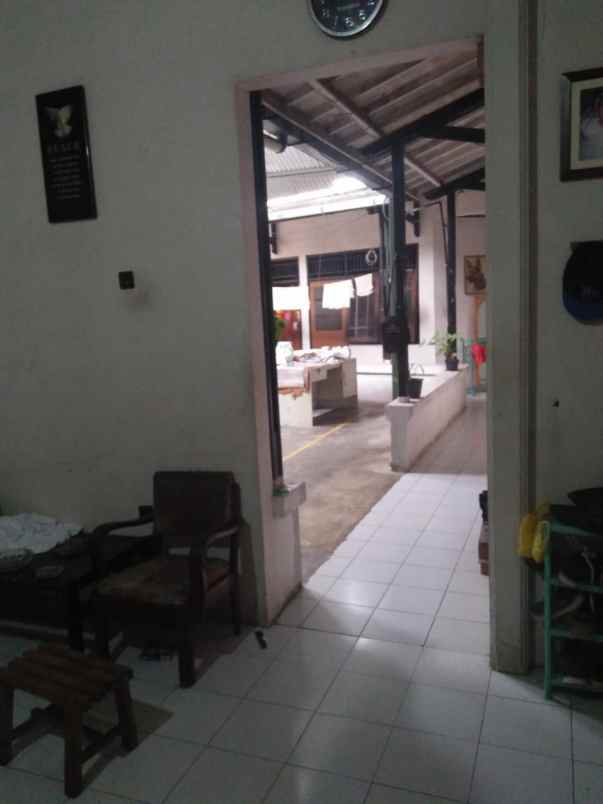 rumah di komplek permata indah jl pesantren cibabat