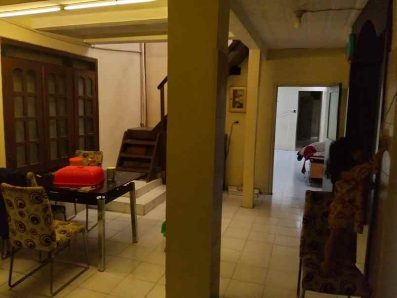 rumah dijual putro agung tambaksari surabaya timur