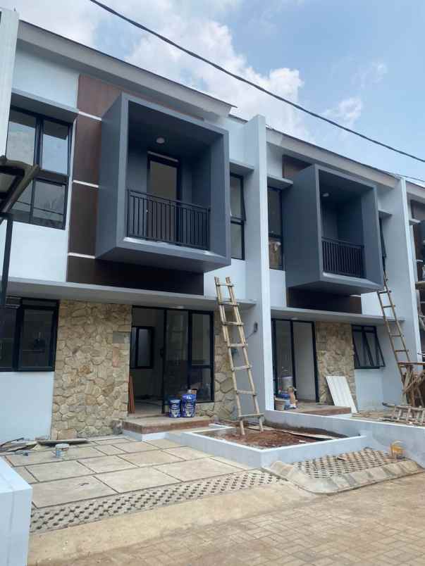 rumah exclusive 2 lantai di sukmajaya depok
