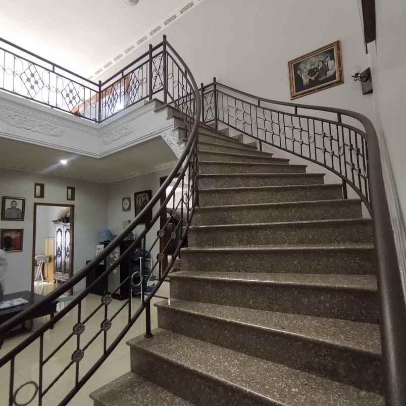 rumah full furnished di komp dprd bandung barat