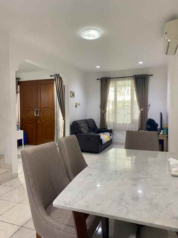 rumah gading arcadia pegangsaan