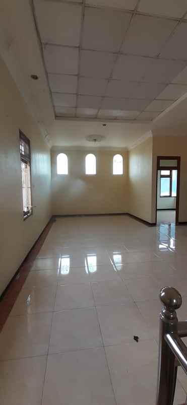 rumah graha estetika banyumanik semarang