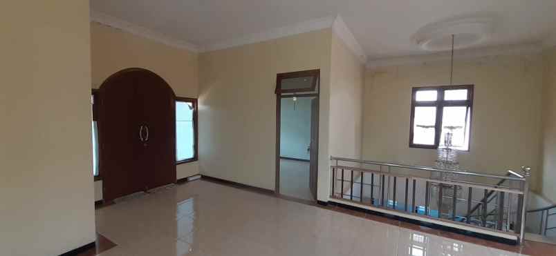 rumah graha estetika banyumanik semarang