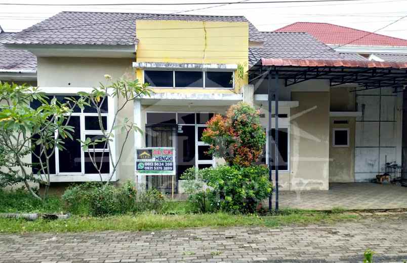 rumah idaman keluarga muda dekat sekolah bebas banjir
