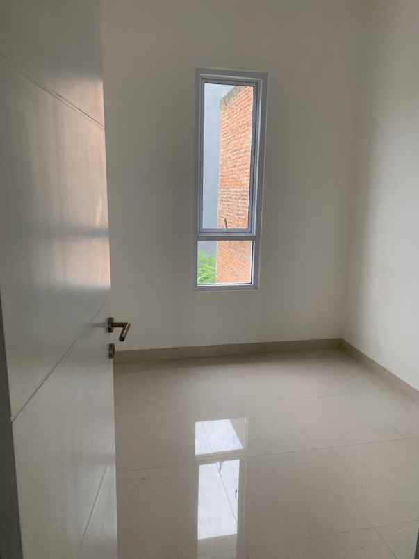 rumah imperial gading