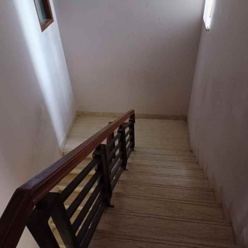 rumah jagakarsa