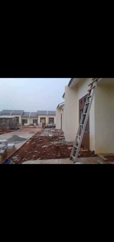 rumah jalan raya klapa nunggal bogor