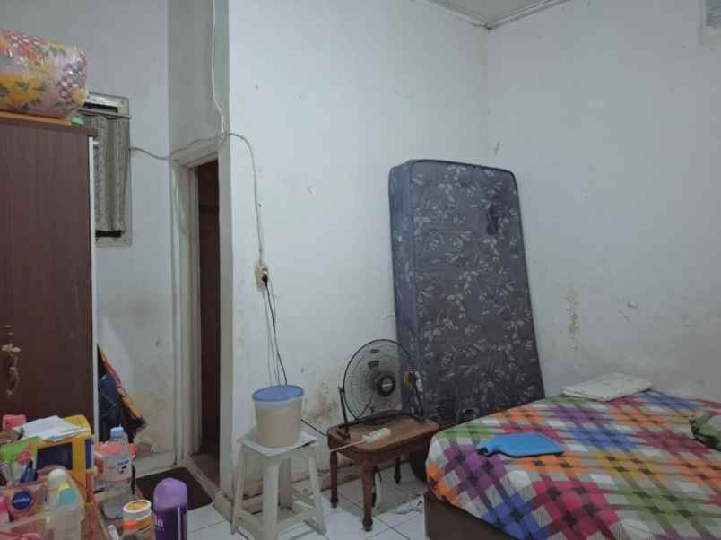 rumah jalan tebet timur dalam tebet jakarta selatan