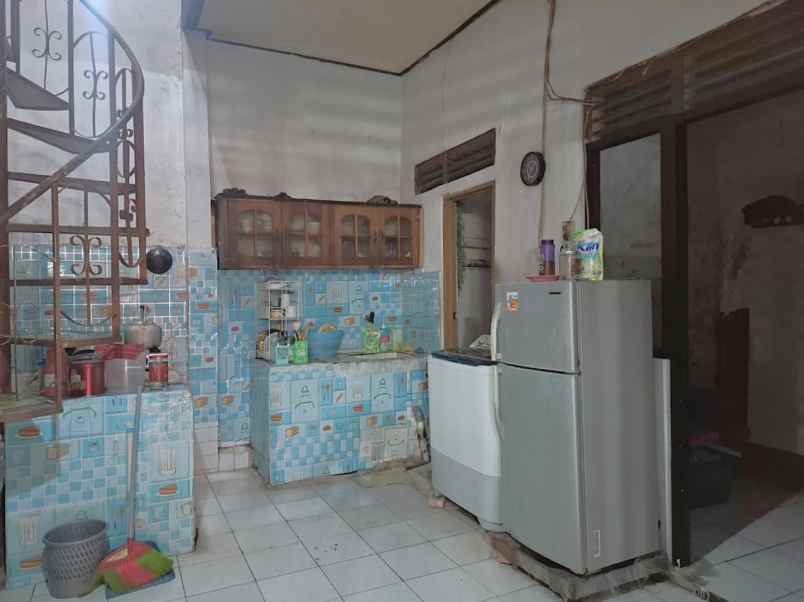 rumah jalan tebet timur dalam tebet jakarta selatan